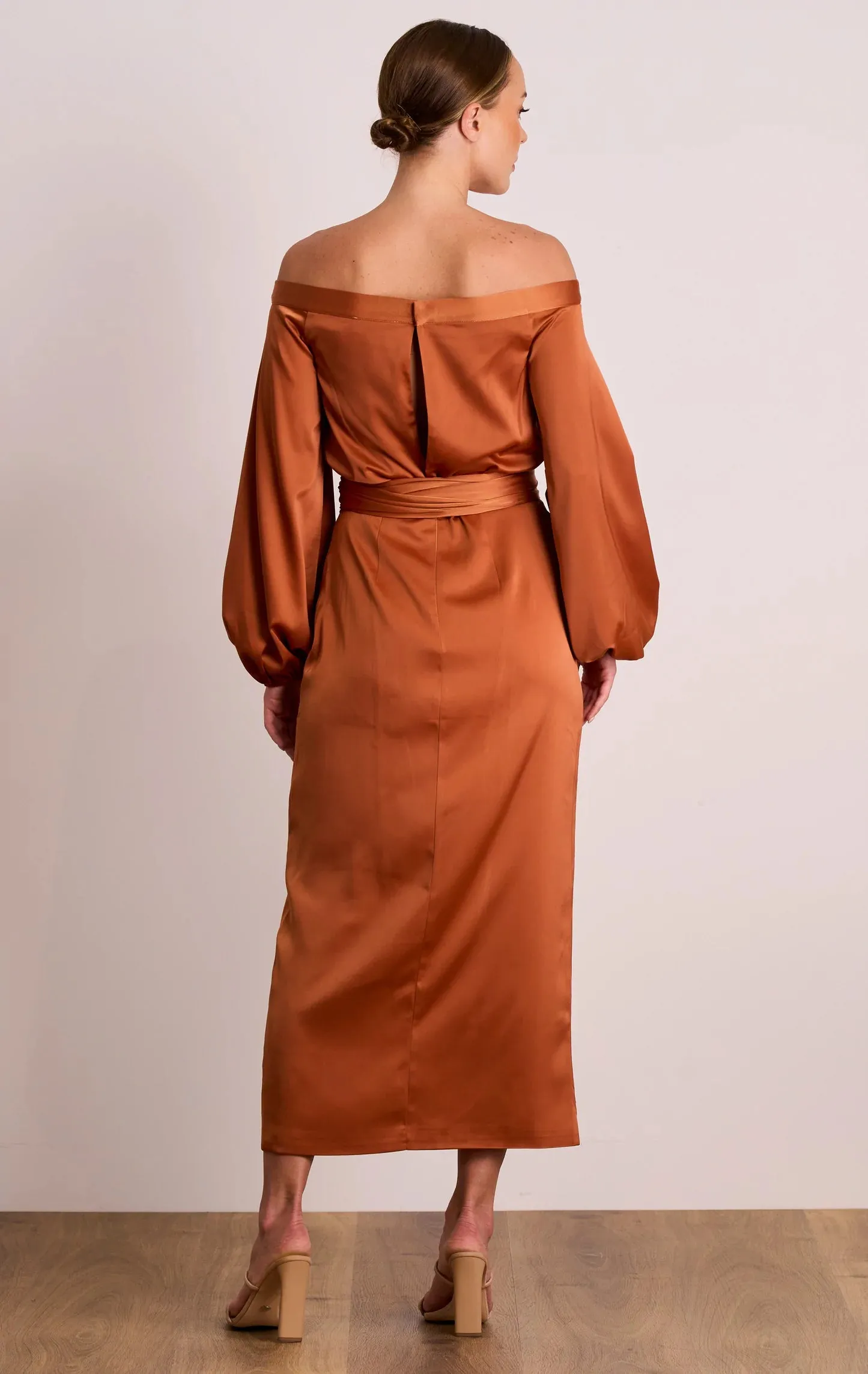 Dreamland Sleeve Midi