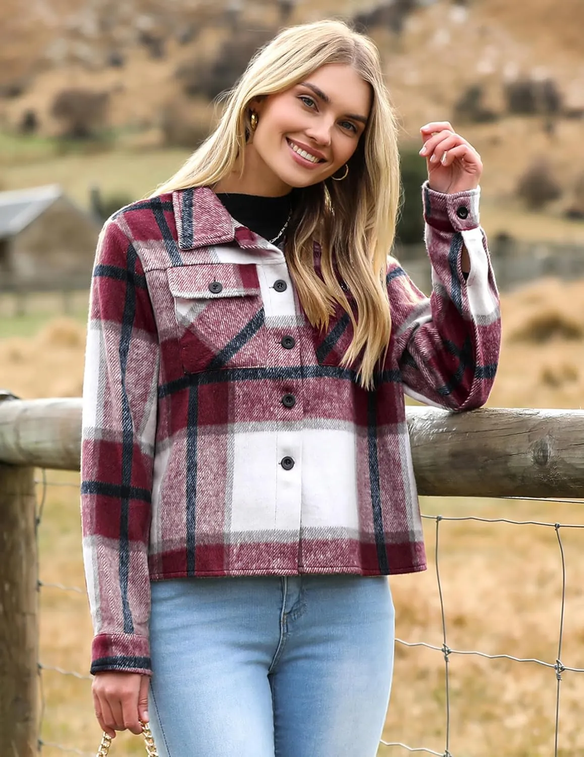 HOTOUCH Womens Flannels Fall Cropped Shacket Plaid Jacket Long Sleeve Button Down Coat 2024 Fall Fashion Trendy Outfits