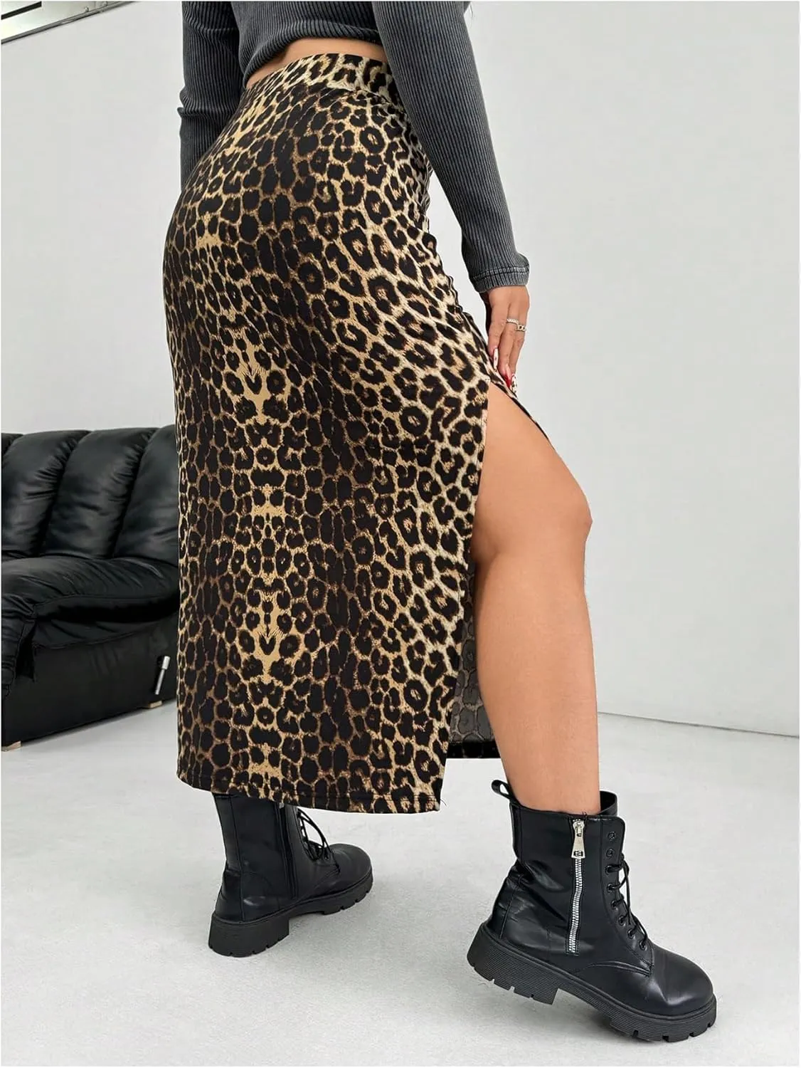 Milumia Women's Plus Size Leopard Print Split Side High Rise Bodycon Long Skirt