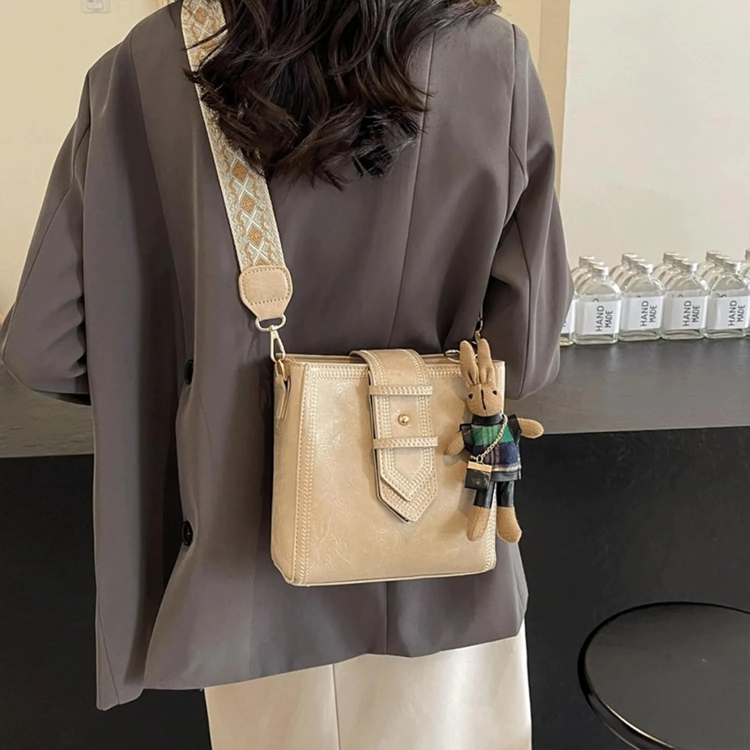 Mini Bucket Bag Vintage Style Bucket Purse Soft Leather Purse Bag with Cute Plush Charm Handbag for Women