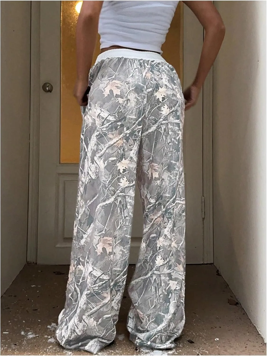 SOLY HUX Women's Camo Pants Elastic Waist Baggy Wide Leg Y2k Sweatpants with Pockets