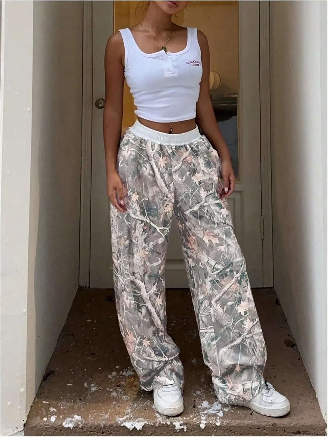 SOLY HUX Women's Camo Pants Elastic Waist Baggy Wide Leg Y2k Sweatpants with Pockets