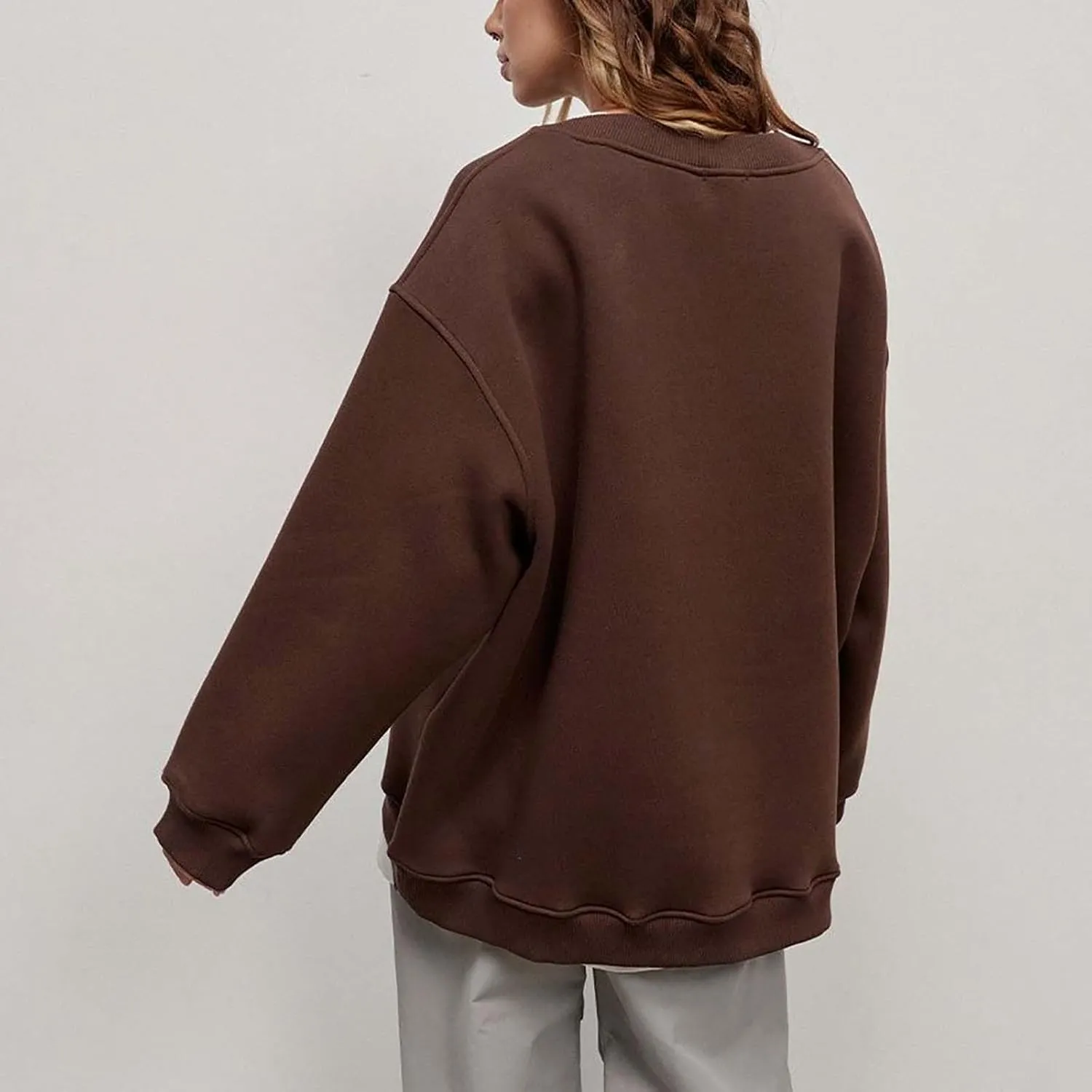 Womens Crew Neck Solid Color Sweatshirts Tops Long Sleeve Casual Pullover Cute Lightweight Loose Tops Fall Winter
