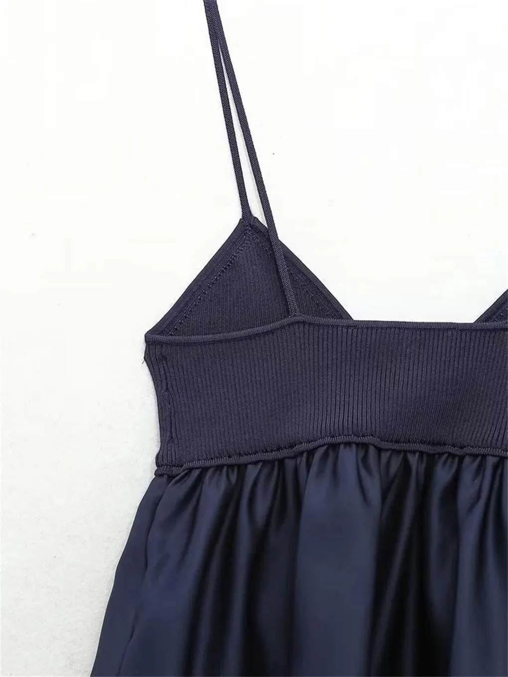 Women's Solid Color Casual V-Neck Knitted Ruffle Stitching High Waist Camisole Top